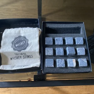 Premium Whiskey Stones 12 Pcs. Pre Owned
